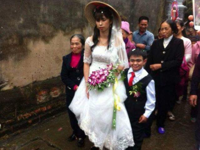 Chú rể 1m hạnh phúc bên cô dâu xinh xắn 1m6 ở Hà Nam