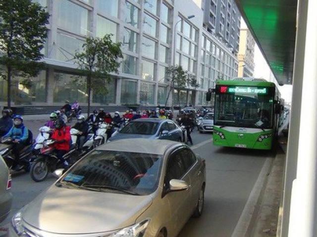 Đề xuất các phương tiện đi vào làn BRT từ nửa đêm đến rạng sáng