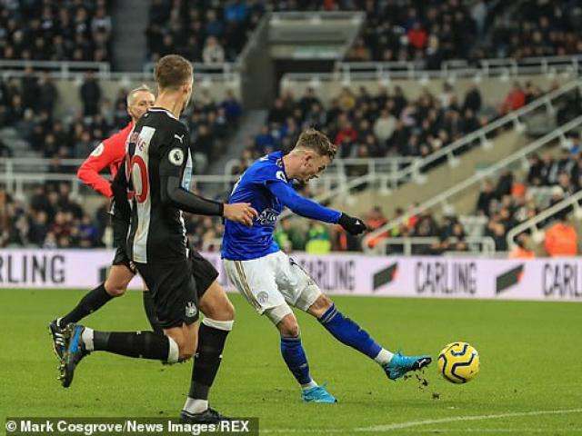 Video highlight trận Newcastle - Leicester City: Sai lầm tai hại, ”nã đại bác” rực rỡ
