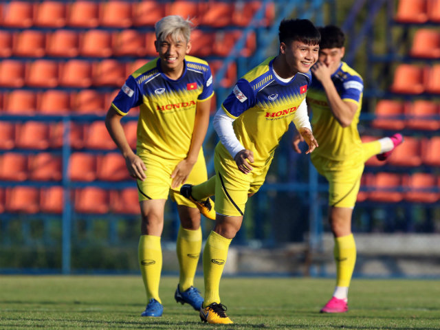 U23 Việt Nam trước ngày xung trận U23 châu Á: Buổi tập tràn ngập tiếng cười