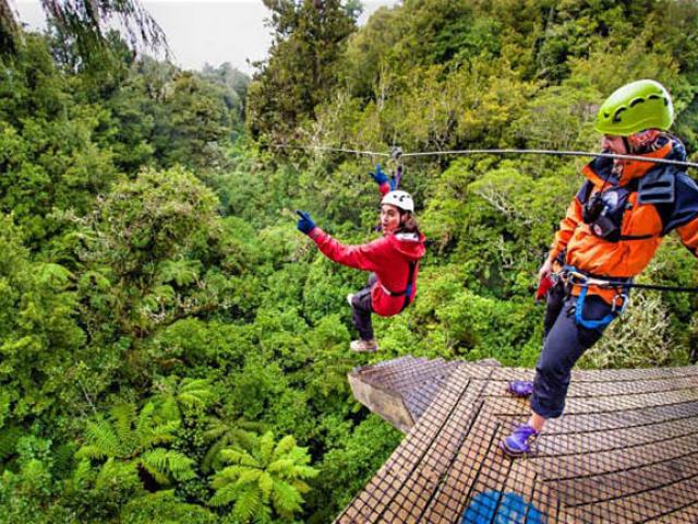 Những địa điểm du lịch mạo hiểm hấp dẫn nhất hành tinh