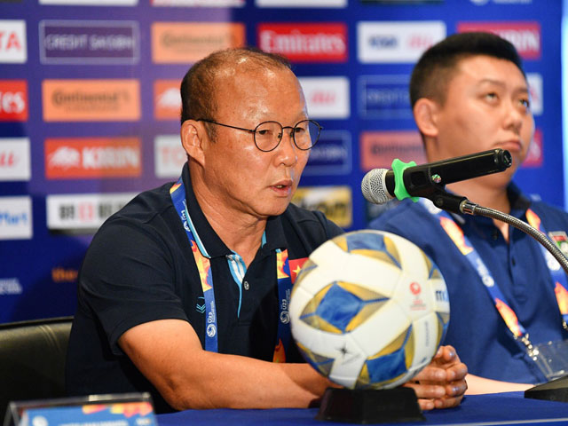 Họp báo U23 Việt Nam ra quân giải châu Á: Thầy Park đánh giá UAE ra sao?