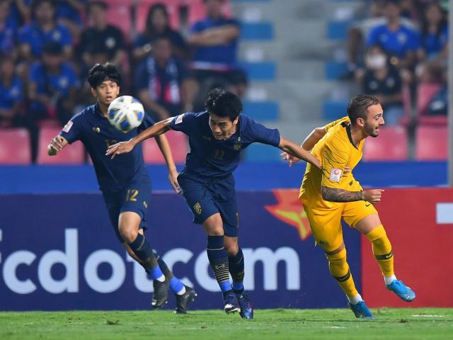 Video highlight trận U23 Thái Lan - U23 Australia: Bừng tỉnh đúng lúc, soán ngôi đầu ấn tượng