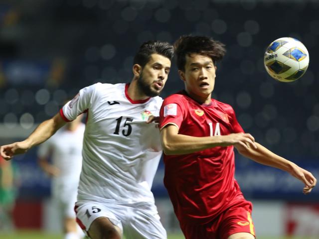 Trực tiếp bóng đá U23 Việt Nam - U23 Jordan: Tiến Dũng cứu thua xuất thần
