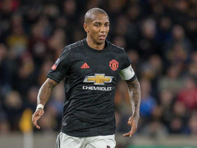 Ashley Young đến Inter: Lộ thâm cung bí sử MU, gây sức ép đòi đi như thế nào?