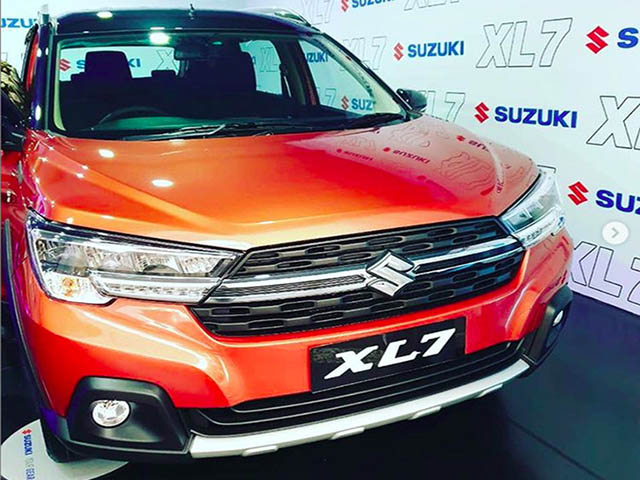 Vén màn Suzuki XL7, đối thủ cùng phân khúc với Mitsubishi Xpander Cross