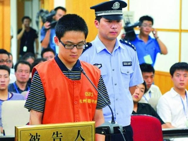 Thiếu gia Trung Quốc đua xe đâm chết người, ngồi tù có “người đóng thế”