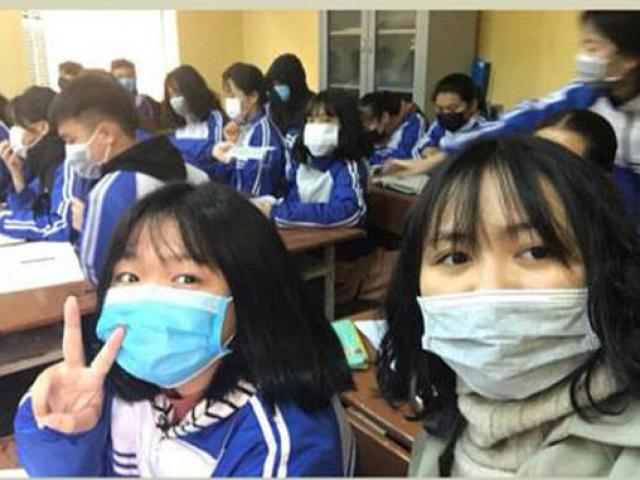 Cả lớp đeo khẩu trang đi học giữa dịch bệnh do virus corona - hình ảnh chia sẻ nhiều trên MXH