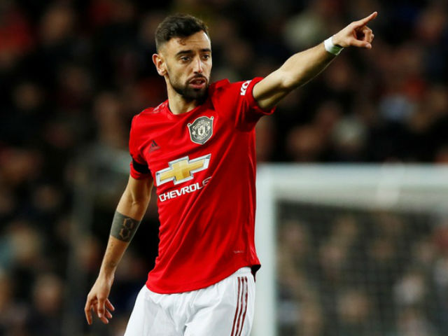 ”Bom tấn” Bruno Fernandes gây sốt MU: Fan chê 1 SAO không đủ trình đá cùng