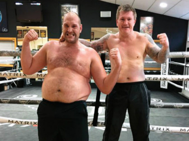 Fury luyện cú đấm thép đấu Wilder: Hạ knock-out hoặc nằm cáng đại chiến boxing