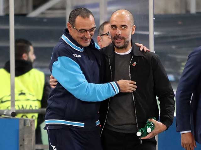 Juventus chơi lớn: Đề nghị “khủng” mời Pep dẫn dắt Ronaldo, Sarri dễ mất ghế