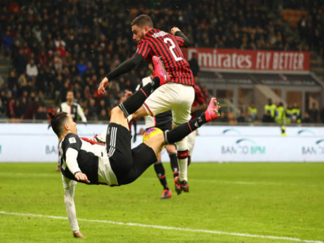 Video highlight trận AC Milan - Juventus: Thẻ đỏ, penalty & người hùng Ronaldo phút 90+1