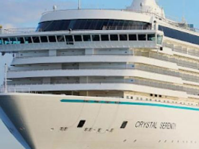 Kiểm soát chặt tàu du lịch Crystal Symphony chuẩn bị cập cảng TP.HCM