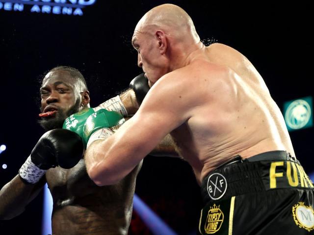 Hậu siêu đại chiến boxing Fury-Wilder: Người “tắm rượu”, kẻ nhập viện