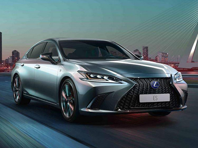 Mua xe sang Lexus, chọn mẫu xe nào phù hợp với nhu cầu và tài chính?