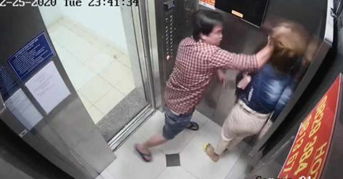 Xử phạt người đàn ông đánh bạn gái trong thang máy