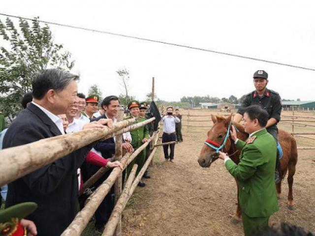 Bộ trưởng Tô Lâm: Việc ra mắt lực lượng Kỵ binh CSCĐ thời gian tới rất cần thiết