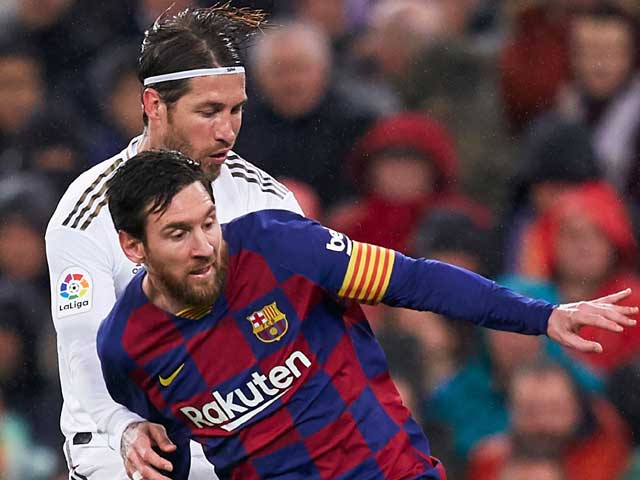 Messi tức giận muốn ”đuổi” 3 SAO, quyền lực lấn át HLV Barcelona
