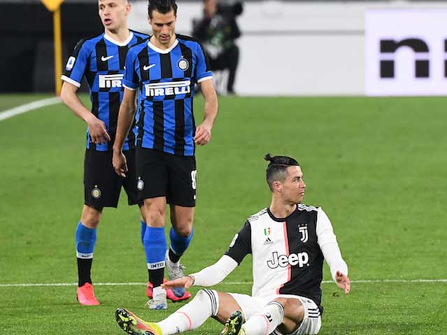Serie A hoãn vì Covid-19: Ronaldo, Juventus đá 1 trận định luôn ngôi vương