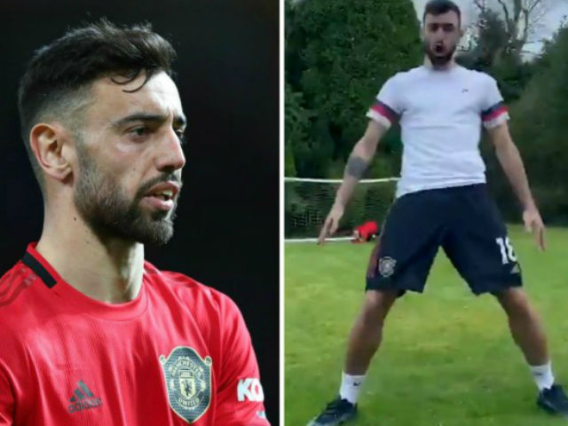 SAO MU đọ tài giữa mùa dịch Covid-19: Bruno Fernandes ăn mừng như Ronaldo