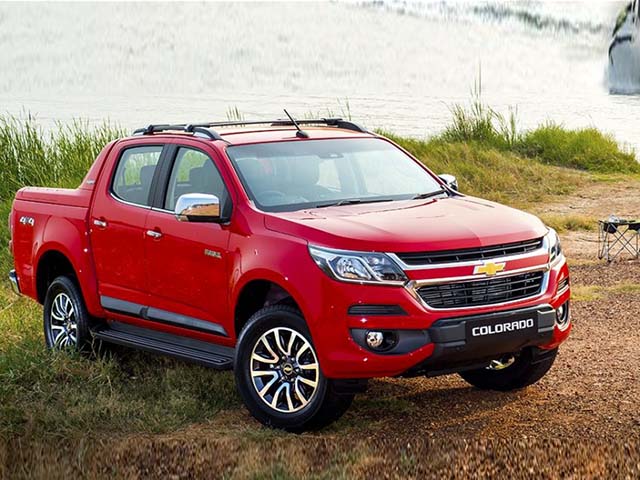 Bán tải Chevrolet Colorado giảm giá hơn 150 triệu đồng