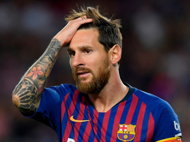 NÓNG: Barcelona có ca dương tính Covid-19 đầu tiên, lo lắng Messi