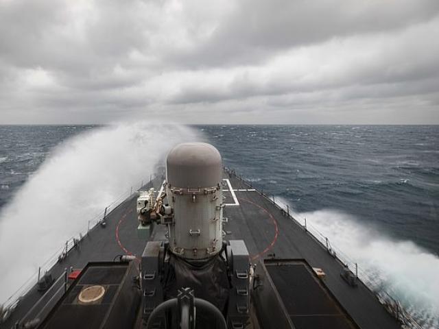 Trung Quốc dọa phản ứng mạnh sau khi tàu chiến Mỹ đi qua eo biển Đài Loan