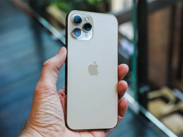 Đừng chê iPhone 12 Pro Max đắt đỏ, vì chúng là chiếc smartphone hoàn hảo nhất lúc này