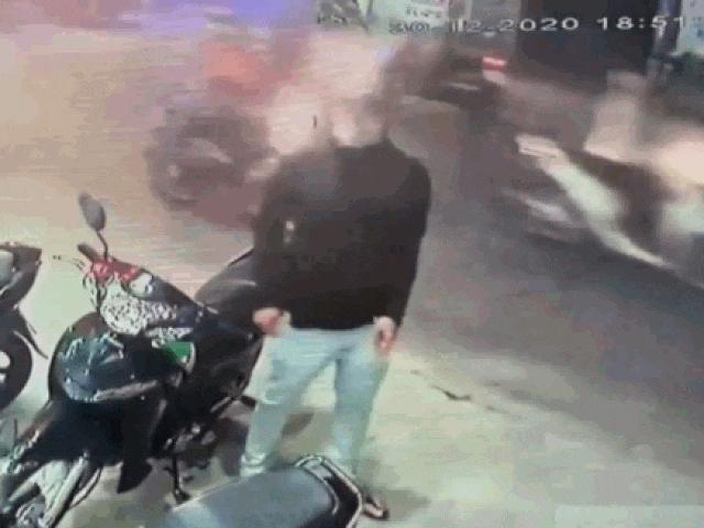 Màn phối hợp bắt kẻ trộm xe máy gay cấn như phim hành động