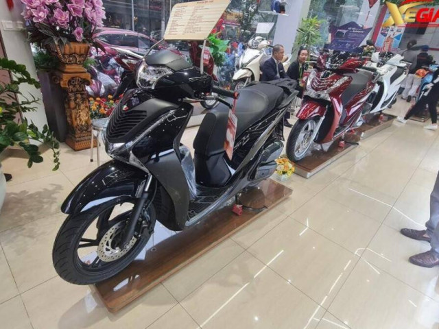 Honda SH 2019 lập kỷ lục chênh giá, tới gần 73 triệu đồng