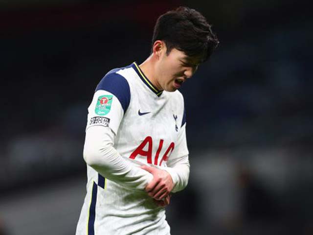 Son Heung Min với chi tiết bí ẩn bên tay phải khiến báo Hàn Quốc lo lắng