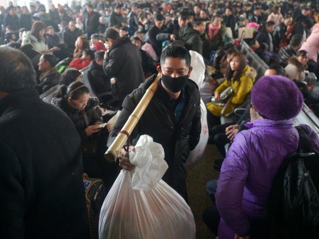 Trung Quốc khuyến cáo người dân hạn chế về quê dịp Tết Nguyên đán