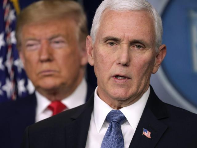 Tiết lộ mối quan hệ căng thẳng giữa ông Trump và Phó Tổng thống Pence