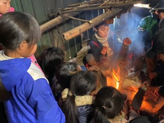 Nghệ An: Rét buốt, nhiều trường cho học sinh nghỉ học