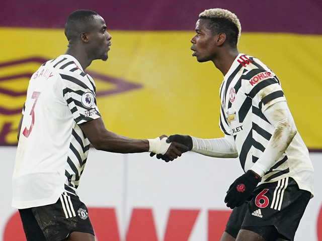 Paul Pogba ”phiên bản tốt nhất”: Fernandes nhẹ gánh, fan MU vui mừng