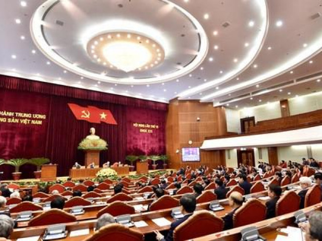 Trung ương Đảng thông qua danh sách trường hợp ”đặc biệt” tái cử Bộ Chính trị, nhân sự chủ chốt khóa XIII