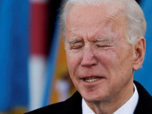 Ông Biden xúc động rơi nước mắt trước khi đến Washington nhậm chức