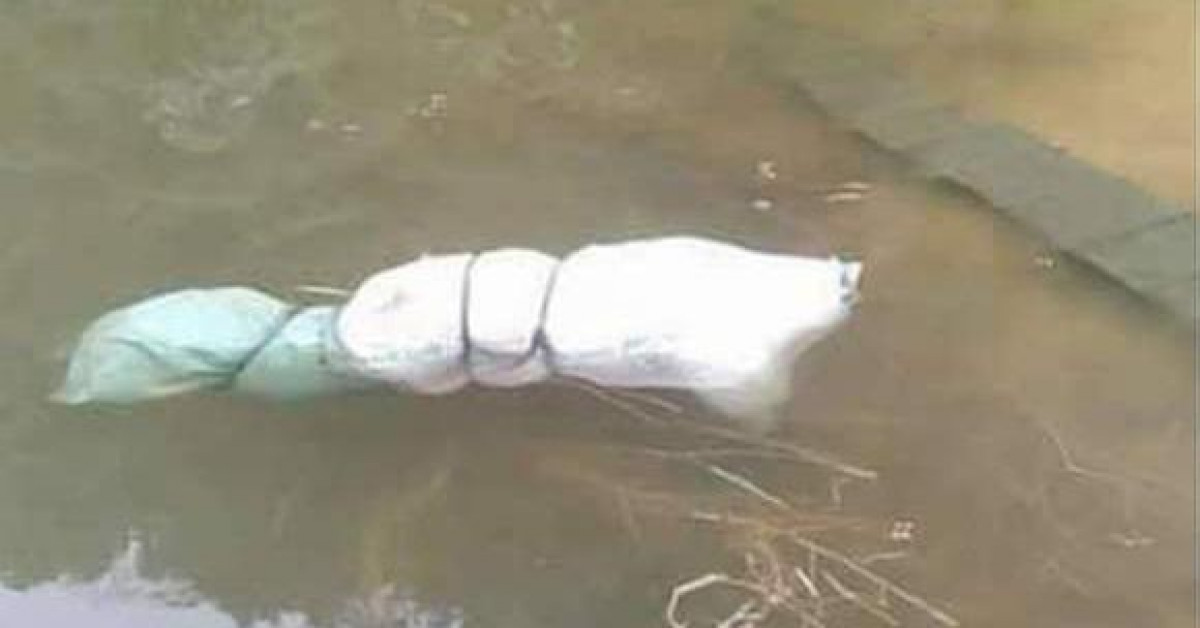 NÓNG: Bàng hoàng phát hiện thi thể người phụ nữ bọc trong túi ni lông dưới hồ