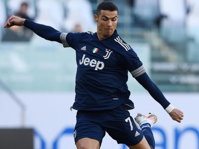 Ronaldo nhắm kỷ lục ”dội bom” mới: Ghi 100 bàn cho Juventus cần mấy trận?