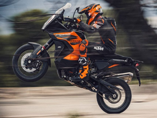 Siêu xe phượt 2021 KTM 1290 Super Adventure S ra mắt, mạnh 160 mã lực