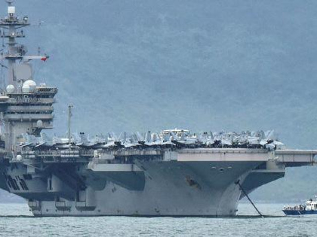 Trung Quốc tập trận mô phỏng tấn công tàu sân bay Mỹ?
