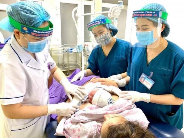 Sản phụ sinh con trong khu cách ly ở Quảng Ninh 