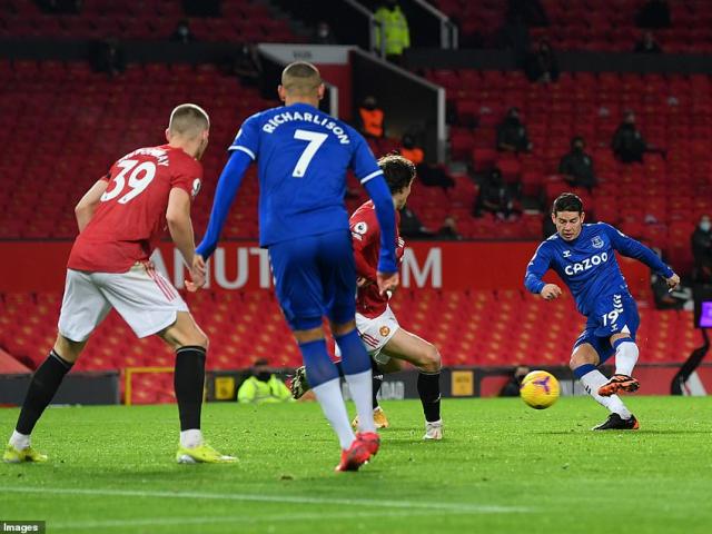 MU hụt cơ hội bắt kịp Man City: Pogba báo tin dữ, chấn thương nặng cỡ nào?