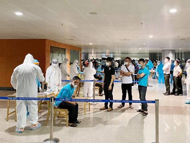 Nhân viên sân bay Tân Sơn Nhất mắc COVID-19 không tiếp xúc với hành khách