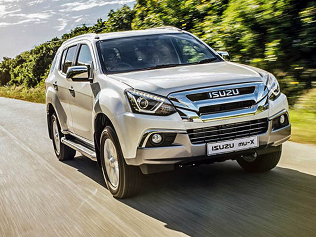 Isuzu mu-X dọn kho lượng xe cũ, giảm giá hơn 100 triệu đồng