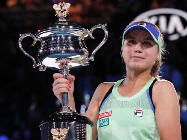 Australian Open ngày 2: ”Nữ hoàng” Kenin ra quân thắng lợi, mỹ nhân Bencic vượt khó