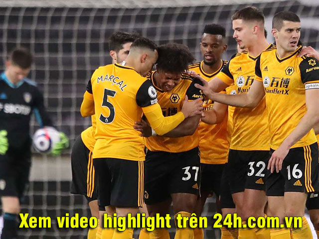 Video Wolverhampton - Leeds: Bàn đá phản quá đen đủi, tiếc nuối phút 90+3