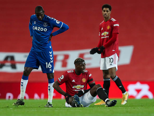 MU dốc toàn lực đấu Chelsea: Pogba báo hung tin, 3 ”thương binh” trở lại