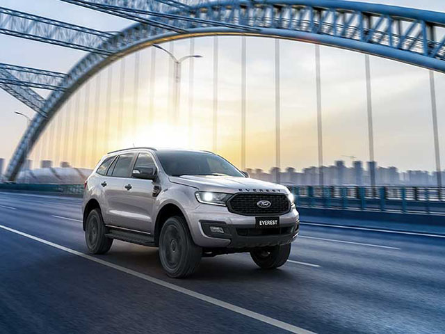 Giá lăn bánh mẫu xe Ford Everest Sport vừa được giới thiệu