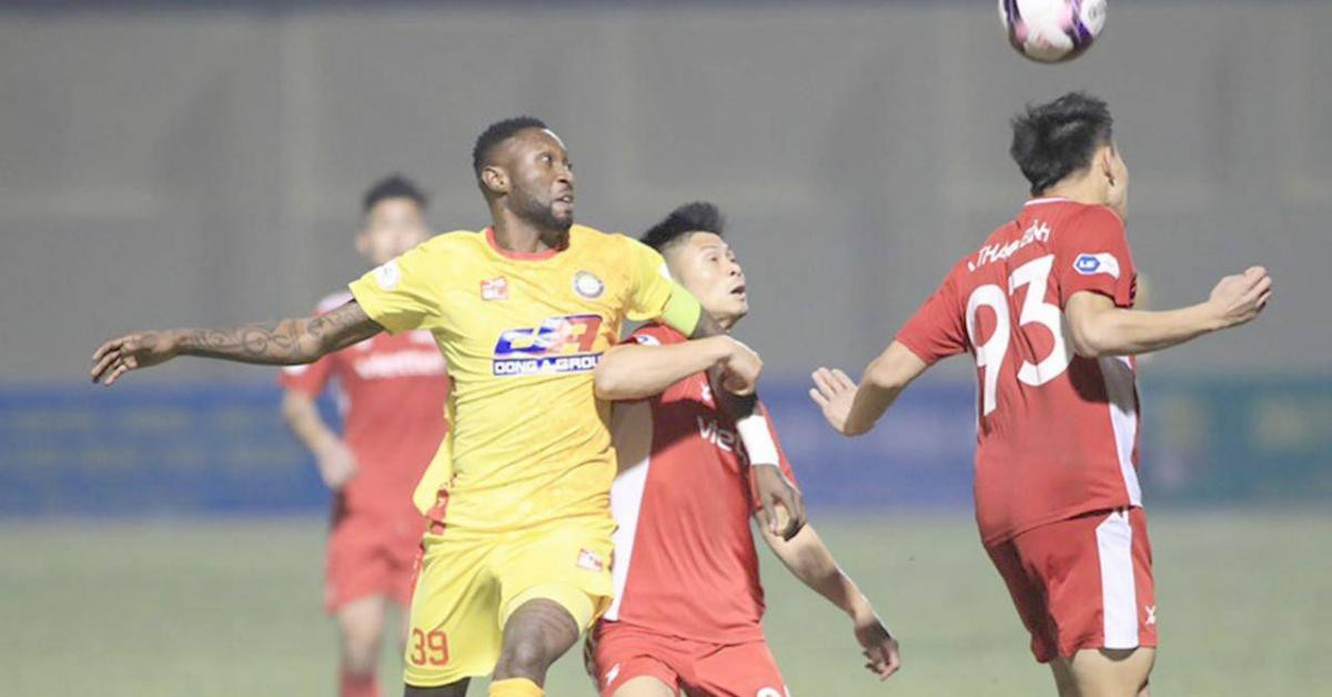V-League 2021 trở lại, Hà Nội và Viettel đã sẵn sàng “leo núi”?